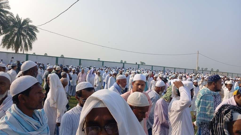 परसा गांव में हेडमास्टर की हत्या के आरोप में पांच गिरफ्तार, हत्या में प्रयुक्त हथियार बरामद