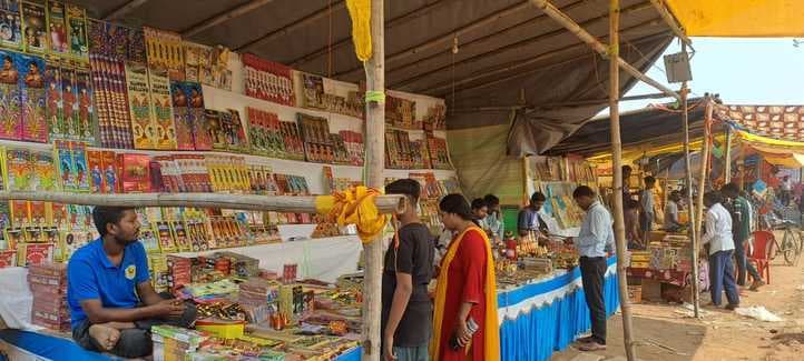 125 डेसिबल से कम आवाज वाले पटाखों की ही अनुमति