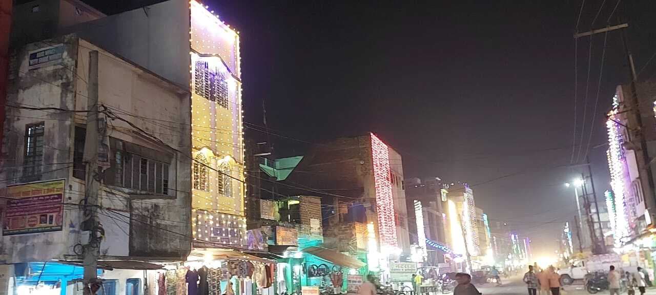 हर्षोल्लास के साथ मनाया गया दीपों का त्योहार दीपावली