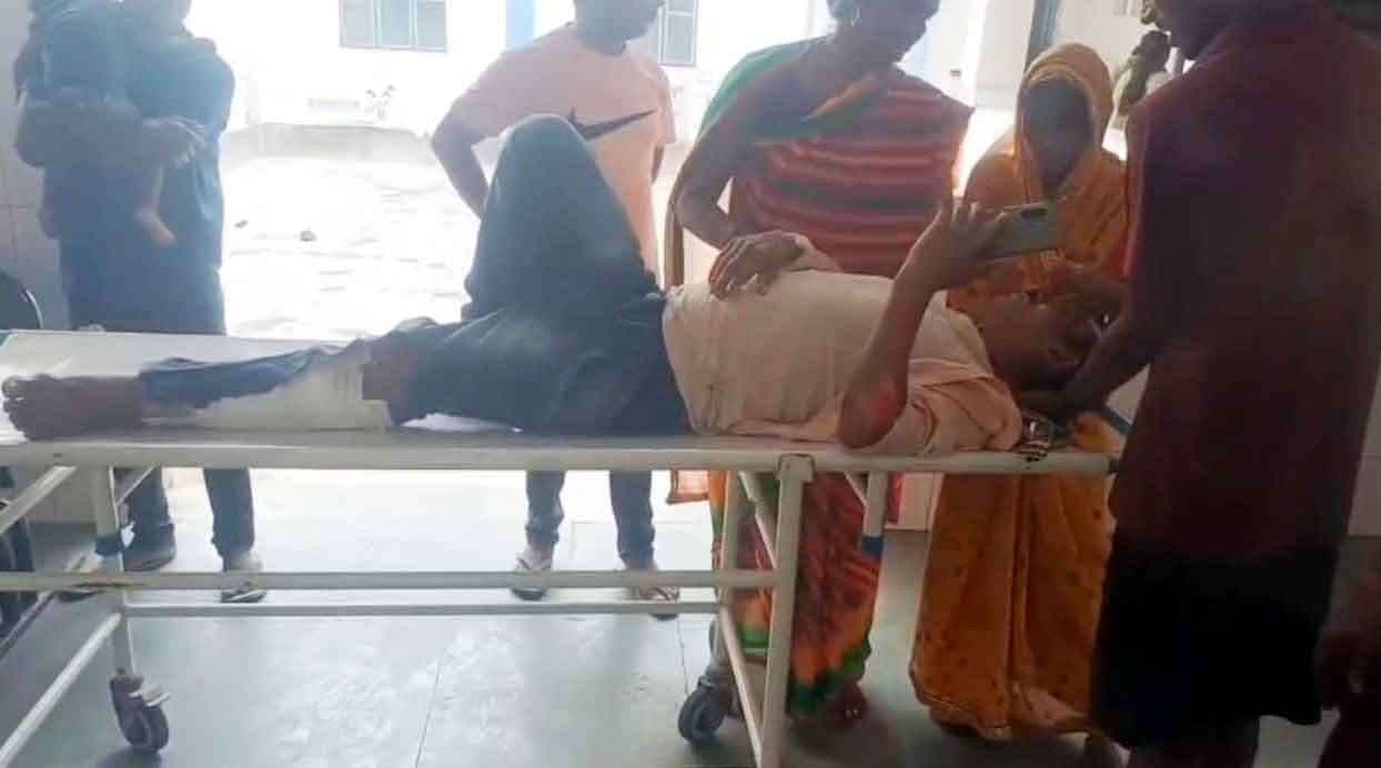 स्कॉर्पियो की ठोकर से बाइक सवार जख्मी