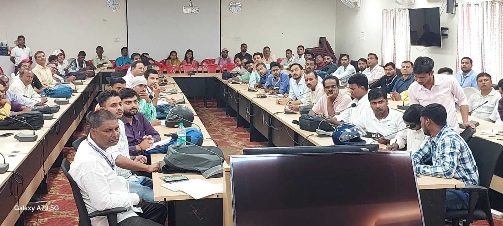 पोस्टल बैलेट से मतदान की प्रक्रिया 24 व 25 अक्तूबर को होगी संपन्न