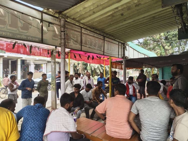 Samastipur News:सड़क दुर्घटना में युवक की मौत से परिजनों में मचा कोहराम