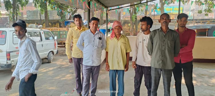 Giridih News: ट्रेन से कट कर युवक की मौत