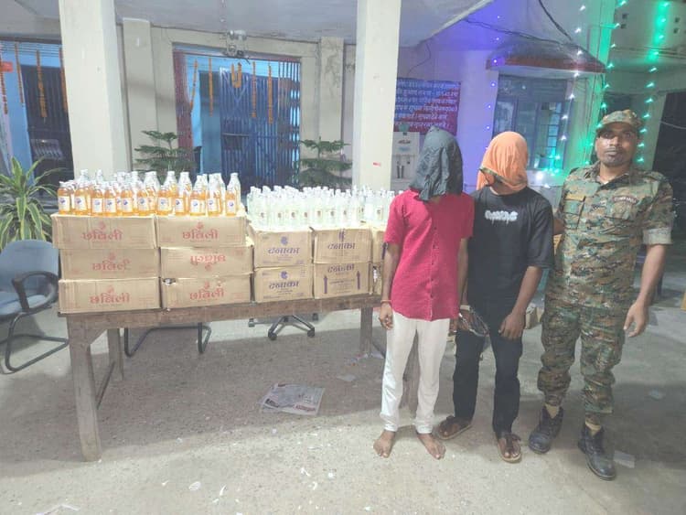 शराब लदी कार जब्त, दो धंधेबाज धराये