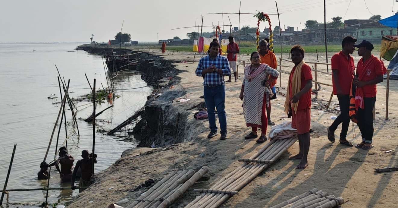 सीओ ने क्षेत्र के विभिन्न छठ घाटों का भम्रण कर लिया जायजा