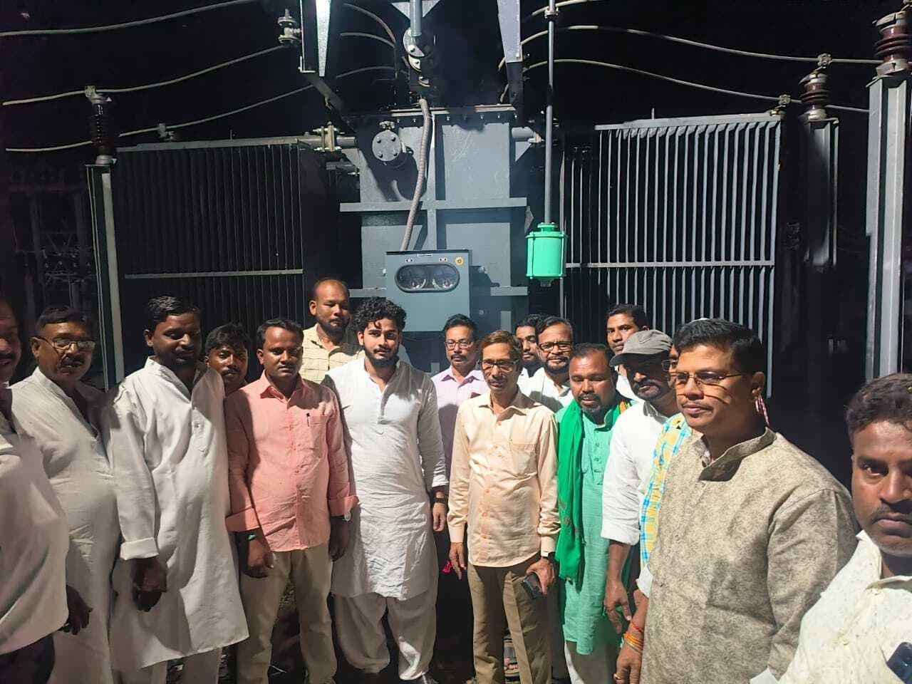 मधुपुर: 10 एमवीए का लगा नया ट्रांसफॉर्मर