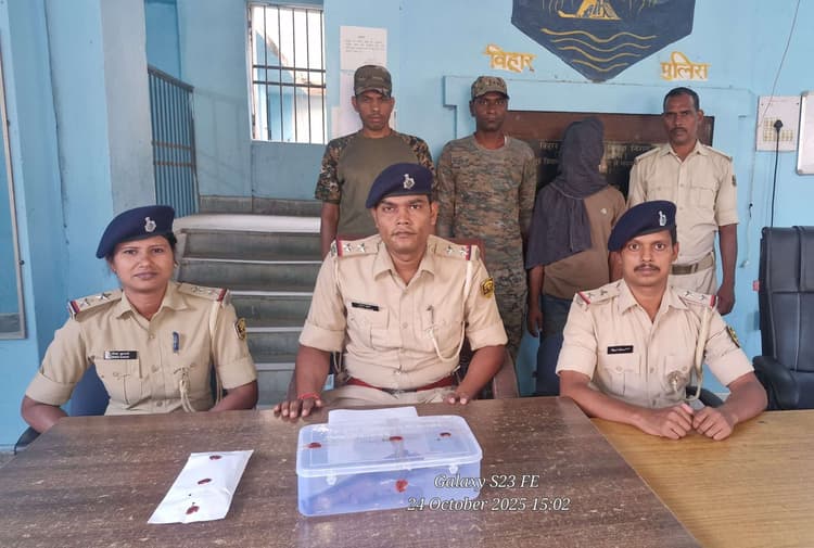 सिकंदरा पुलिस ने दो कट्टा के साथ युवक को किया गिरफ्तार