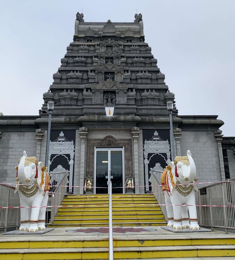 Bokaro News :सात समंदर पार बर्मिंघम में गूंज रही छठी मइया की गीत