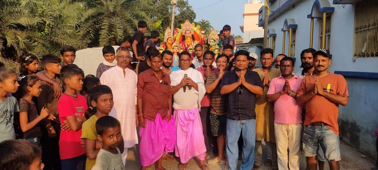 Madhubani News : गाजे-बाजे के साथ भगवान चित्रगुप्त महाराज का हुआ विसर्जन