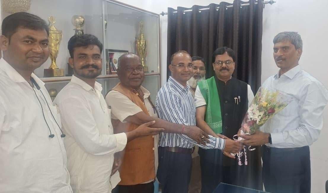 रैविमो ने मगध जीएम को ज्ञापन सौंपा