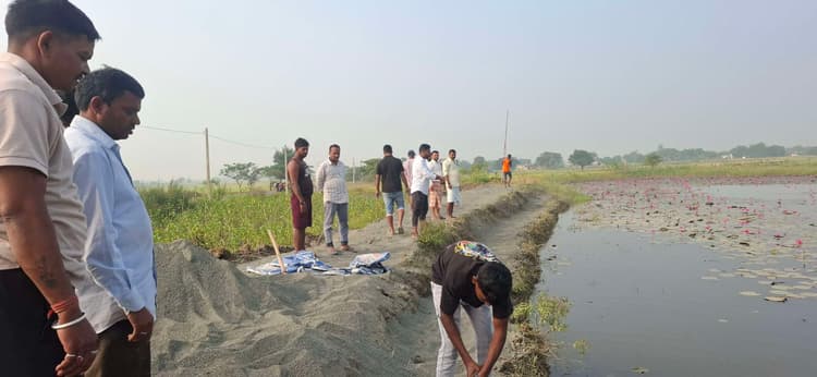 Giridih News: देवरी प्रखंड के छठ घाटों में चला सफाई अभियान