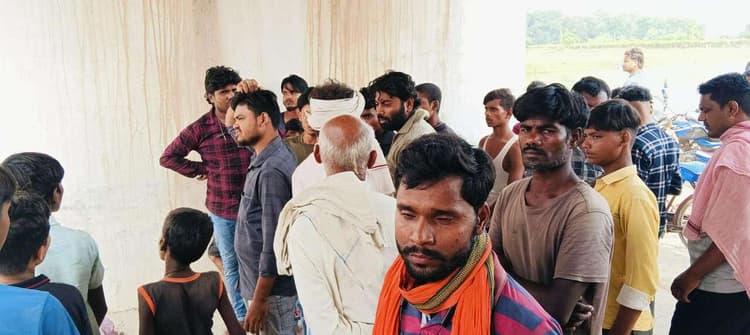 Samastipur News:धनहर में ट्रेन से गिरकर अधेड़ की मौत