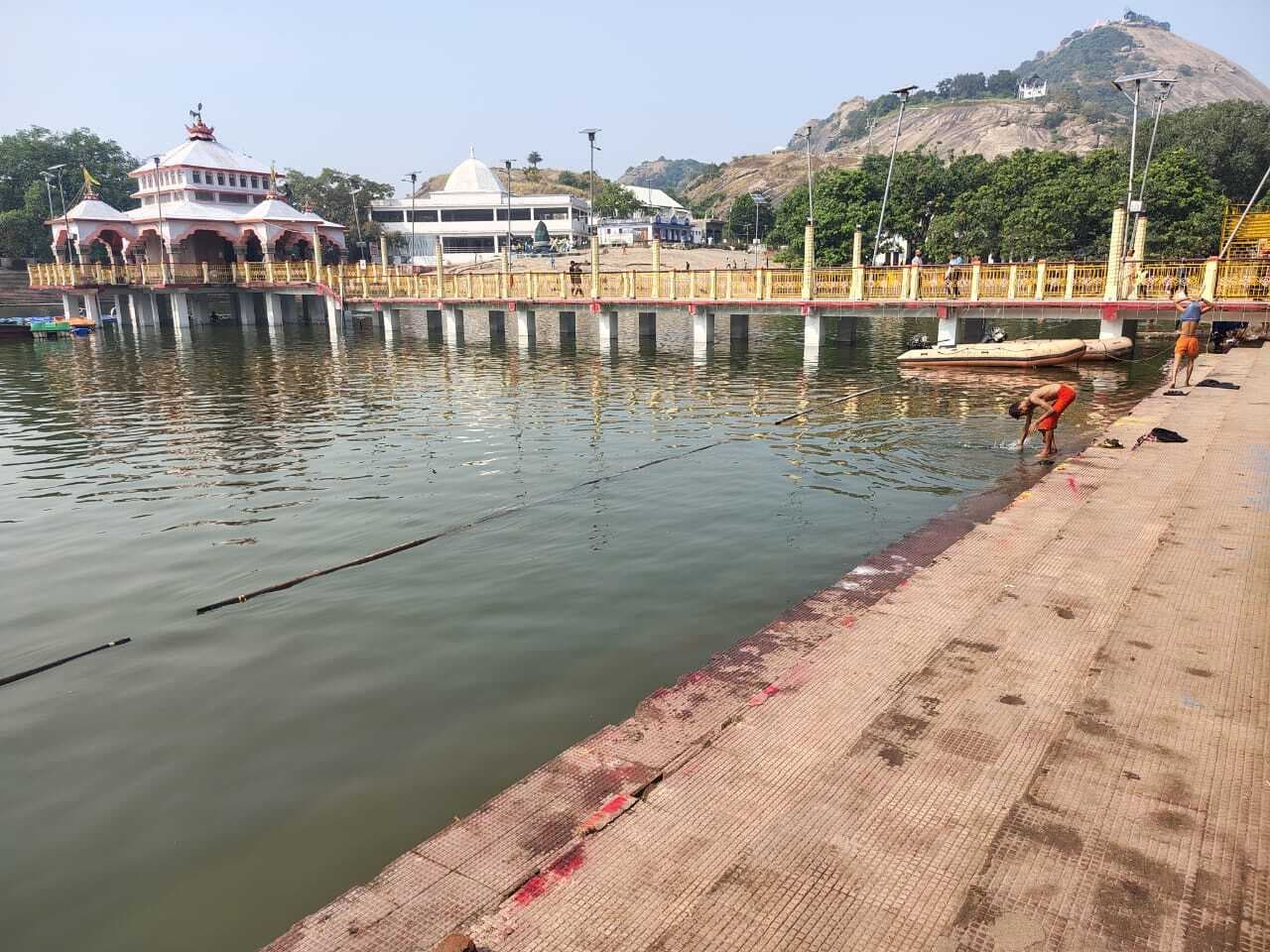 आपदा से निबटने के लिए एसडीआरएफ की टीम ने संभाला मोर्चा