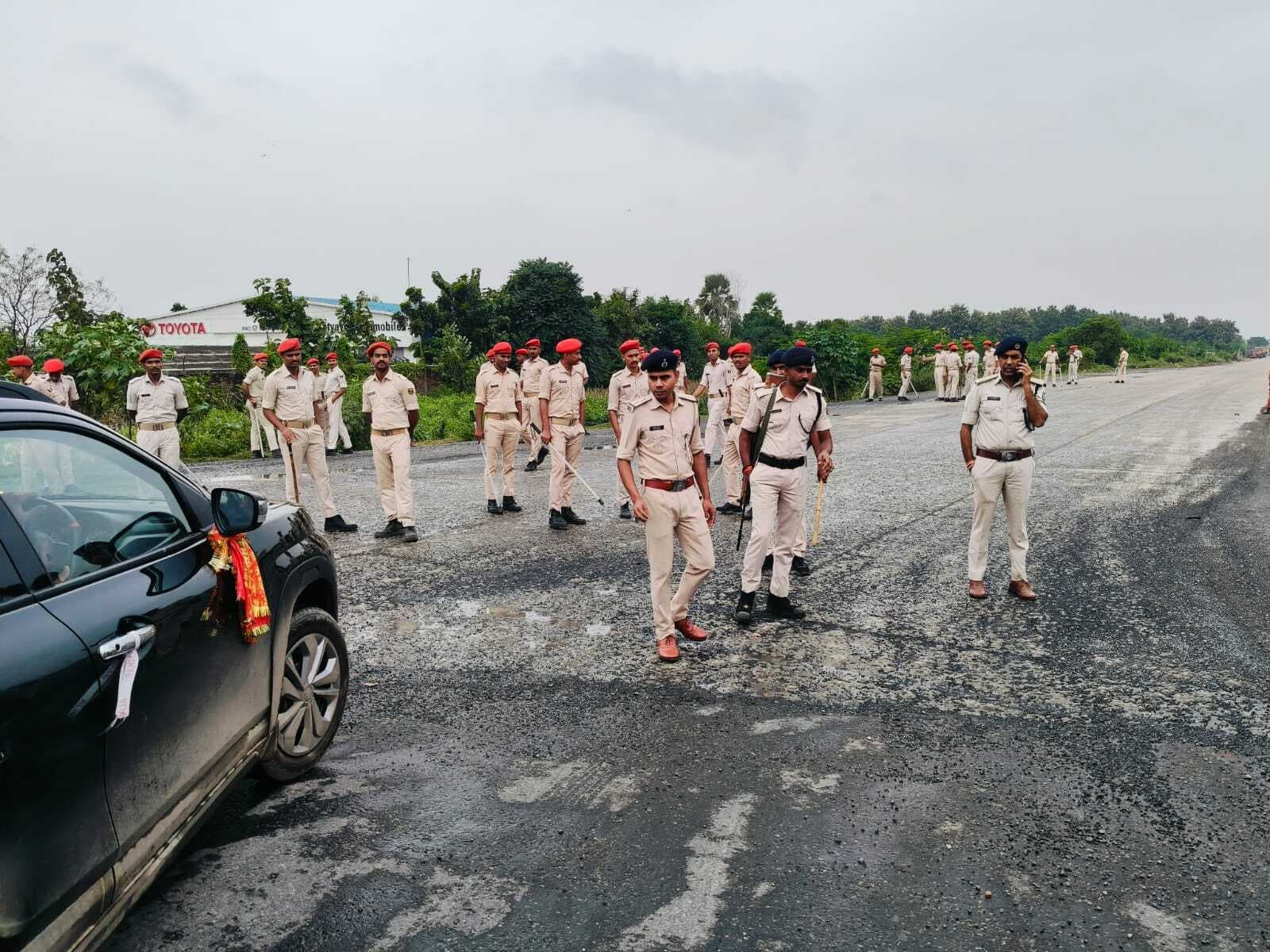 पीएम मोदी की छपरा में आयोजित सभा को लेकर कोईलवर में पुलिस दिखी चौकस