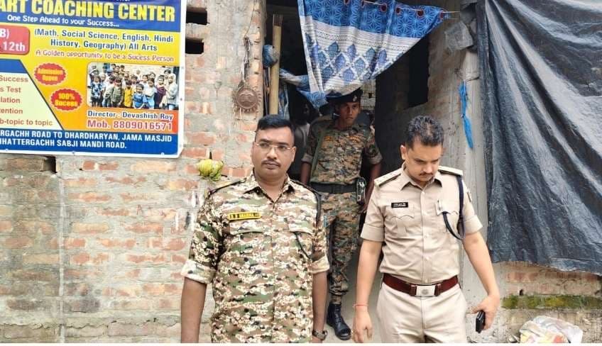 12वीं के छात्र ने सुसाइड नोट लिखकर की आत्महत्या, दो पर प्राथमिकी दर्ज