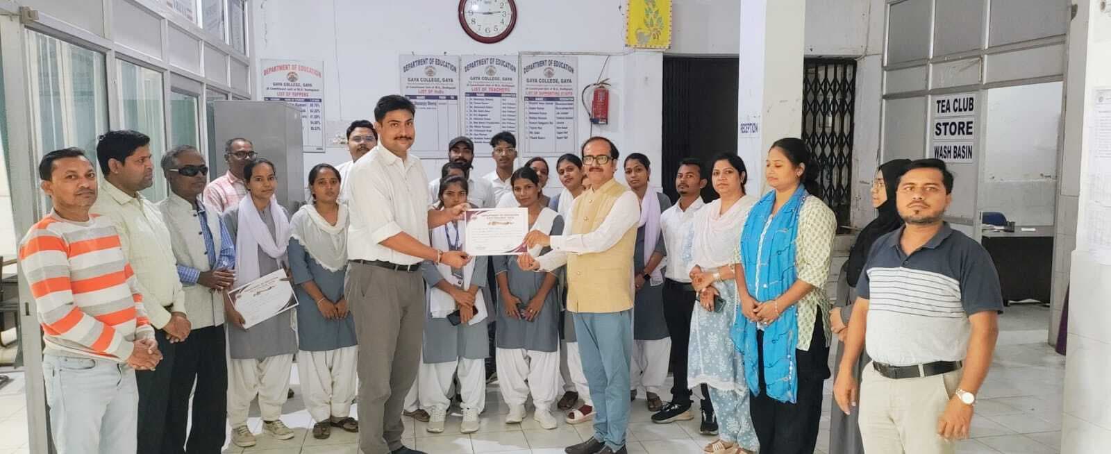 बिहार की सांझी विरासत के तहत एक दूसरे की संस्कृति व भावनाओं का करते हैं सम्मान