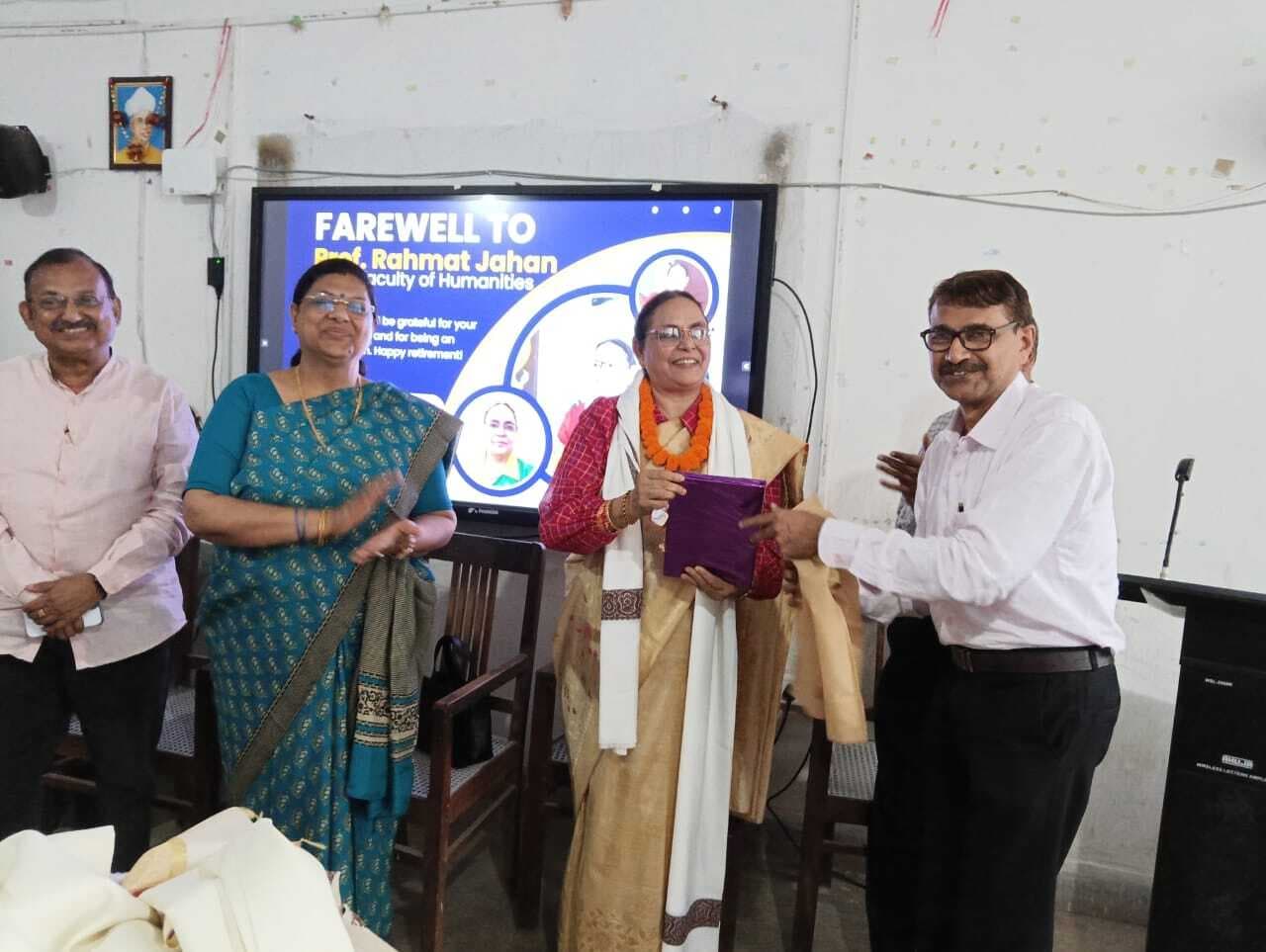रहमत जहां ने ईमानदारी से सेवा का अद्वितीय उदाहरण प्रस्तुत किया : कुलपति