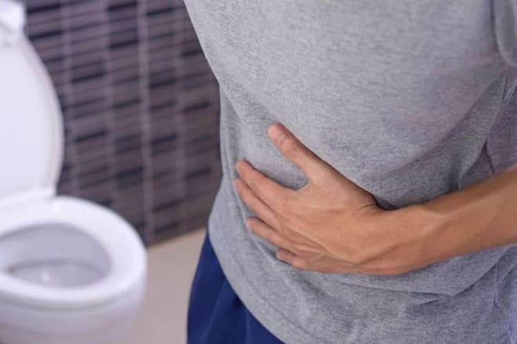 Diet Tips For Piles: पाइल्स में क्या खाएं और क्या नहीं, जानिए एक्सपर्ट की आसान और भरोसेमंद सलाह