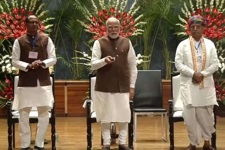 पीएम मोदी का किसानों को 'दिवाली गिफ्ट', प्रधानमंत्री धन-धान्य कृषि योजना और दलहन आत्मनिर्भरता मिशन का किया शुभारंभ