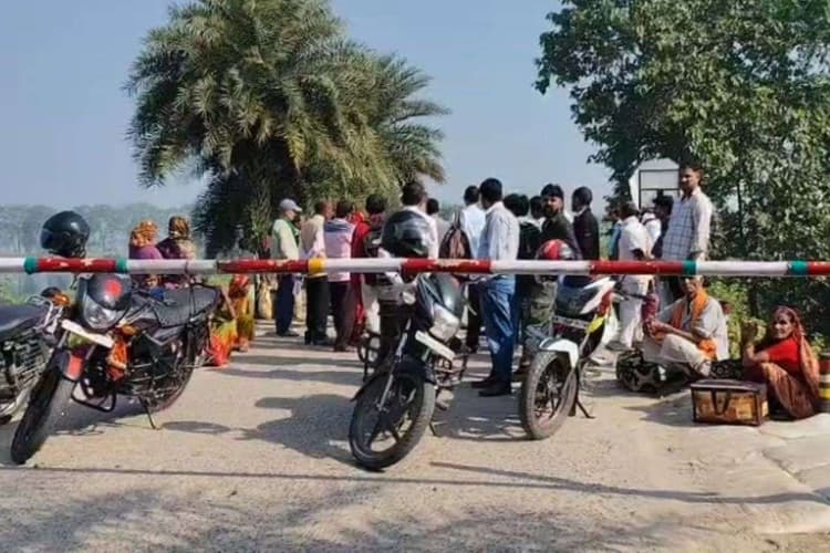 चौकियों पर अलर्ट: बंद की गई भारत-नेपाल सीमा, फंसे यात्रियों के लिए की गई यह व्यवस्था