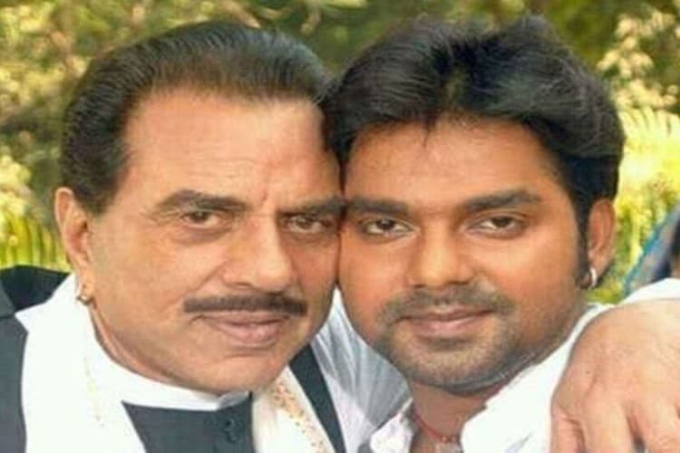 Dharmendra: बॉलीवुड के ही-मैन ने भोजपुरी में भी मचाया धमाल, पवन सिंह ने बताया- क्यों मानते हैं भगवान