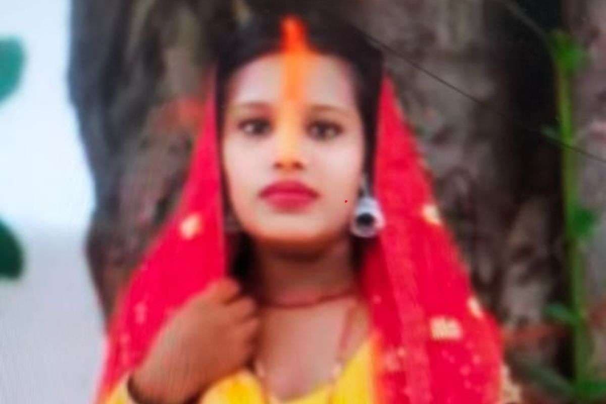 हजारीबाग में फंदे से लटका मिला विवाहिता का शव, मृतका के पिता ने लगाया ससुरास वालों पर हत्या का आरोप