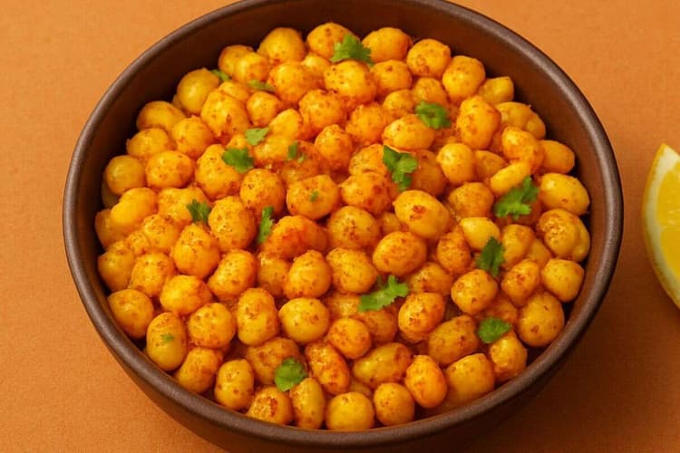 Masala Corn Chaat Recipe: ठंडी शाम में बनाएं टेस्टी मसाला कॉर्न चाट, बस 5 मिनट में होगा तैयार