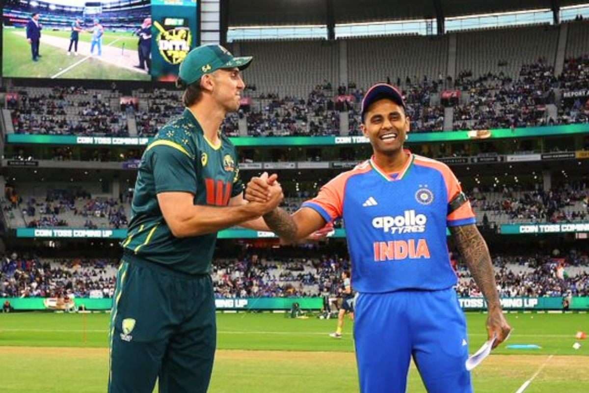 IND vs AUS: Mitchell Marsh and Suryakumar Yadav During Toss IND vs AUS: Mitchell Marsh and Suryakumar Yadav During Toss