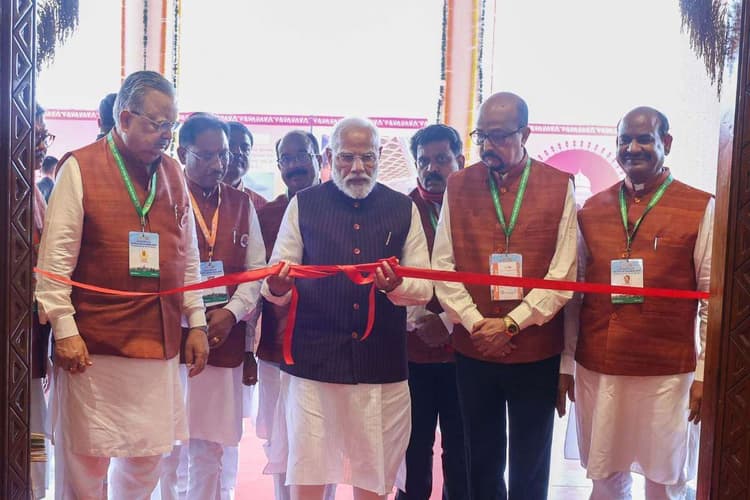 छत्तीसगढ़ विधानसभा के नये भवन की खासियत जानें, परंपरा और आधुनिकता का संगम है ये