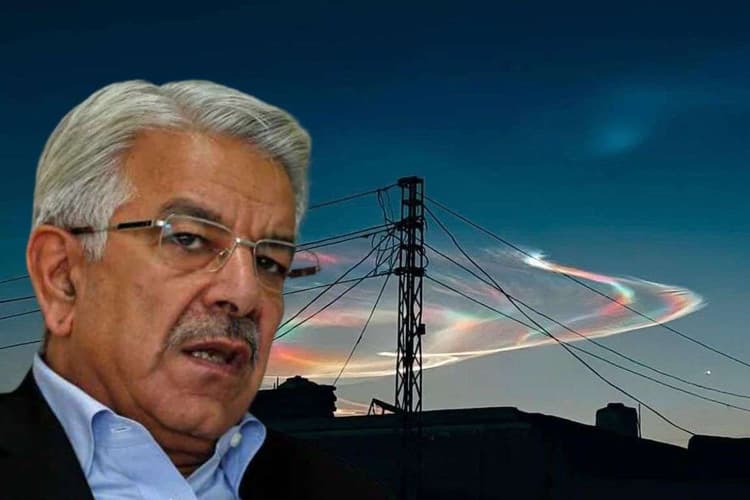 ‘पब्लिक में मत पूछो!’ क्या पाकिस्तान ने किया गुपचुप हाइपरसोनिक मिसाइल टेस्ट? ख्वाजा आसिफ के बयान से मचा हड़कंप