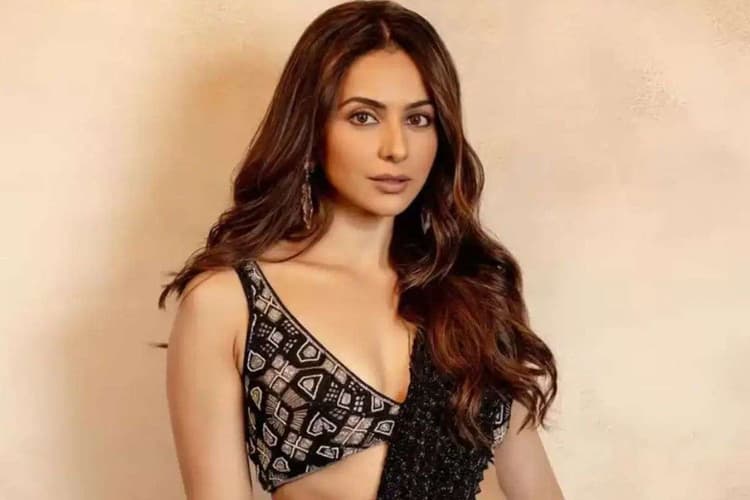 De De Pyaar De 2 Box Office Record: बॉक्स ऑफिस पर धमाका, रकुल प्रीत की टॉप-4 हाईएस्ट ग्रॉसर में शामिल ‘दे दे प्यार दे 2’