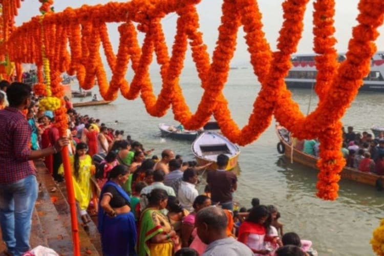 Kartik Purnima 2025: कार्तिक पूर्णिमा पर श्रद्धालुओं को नहीं होगी परेशानी, प्रशासन ने घाटों पर की विशेष व्यवस्था