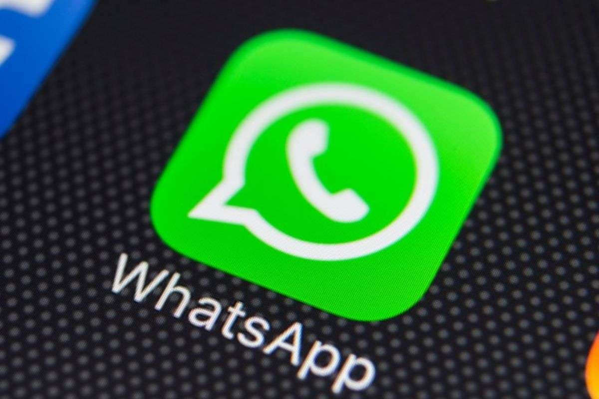 WhatsApp सुरक्षा फेल! 8 साल पुरानी खामी से 3.5 अरब नंबर एक्सपोज