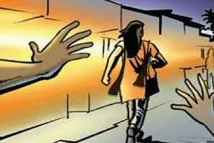 Bihar News: स्कूल कॉलेज के बाहर फटके रोमियो तो खैर नहीं, 2000 स्कूटी खरीदने जा रही है बिहार पुलिस