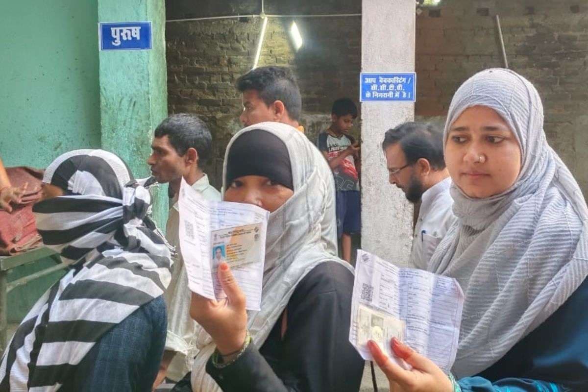 बुर्केवाली महिला की जांच को आयोग ने लगाई स्पेशल ड्यूटी, आंगनबाड़ी सेविका इस तरह कर रहीं पहचान
