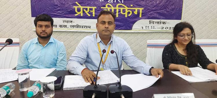 जिले के सभी बूथों पर केंद्रों पर तैनात रहेंगे केंद्रीय बल : डीएम