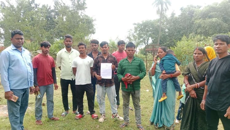 Giridih News :मेला से लौट रहे लोगों के साथ मारपीट