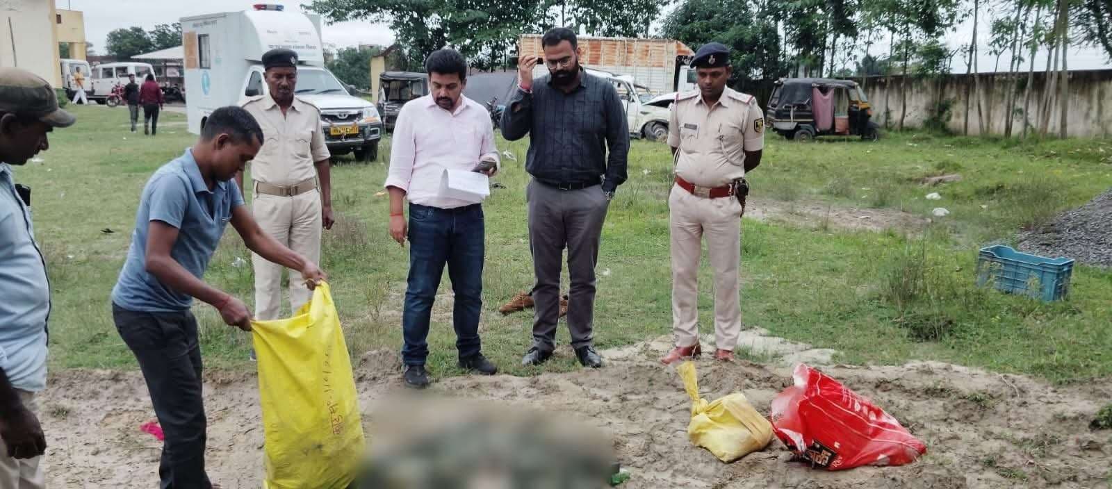 जब्त शराब को किया गया नष्ट