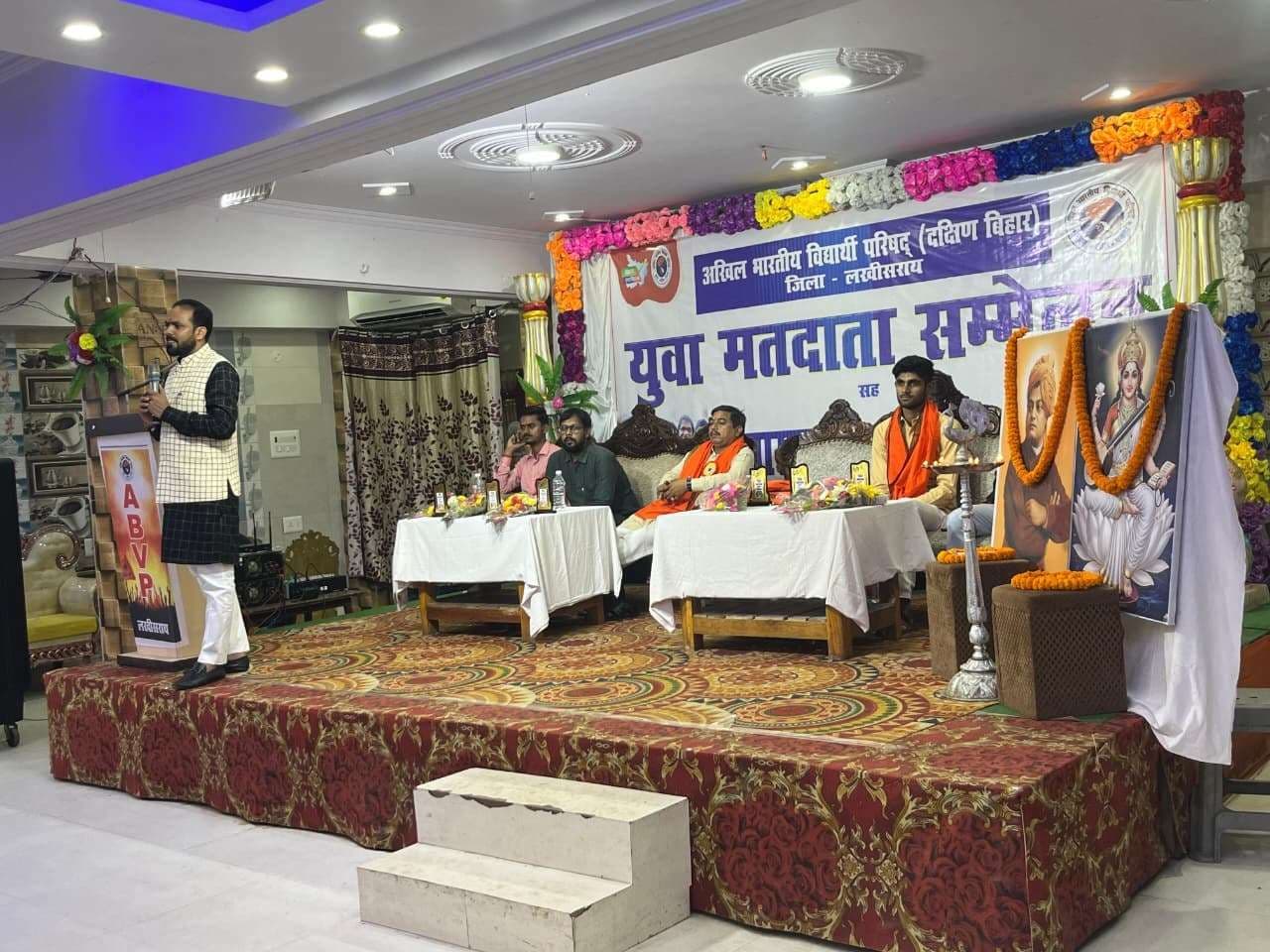 एक जागरूक मतदाता ही रख सकता है एक सशक्त राष्ट्र की नींव : शुक्ल