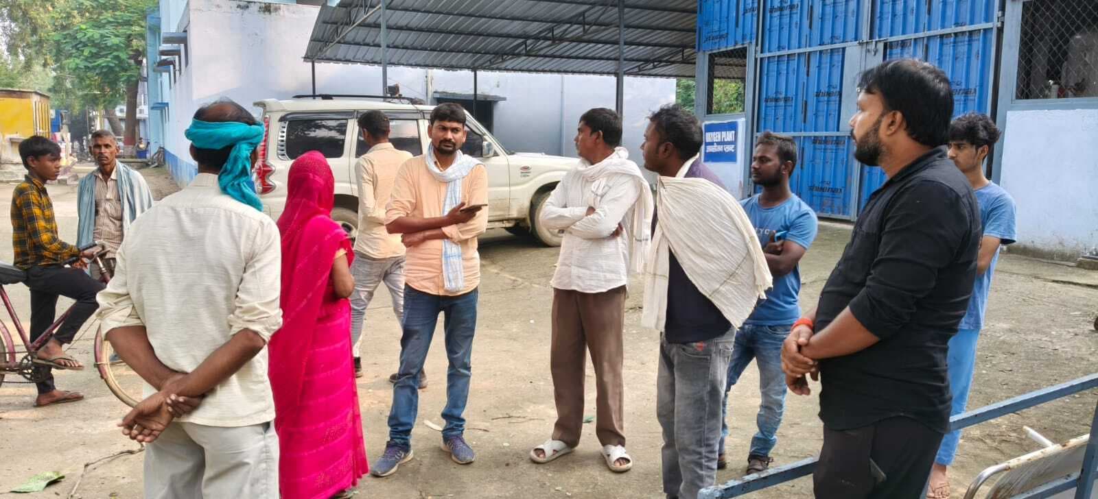 सांप काटने के बाद झाड़-फूंक के चक्कर में महिला व बच्चे की गयी जान