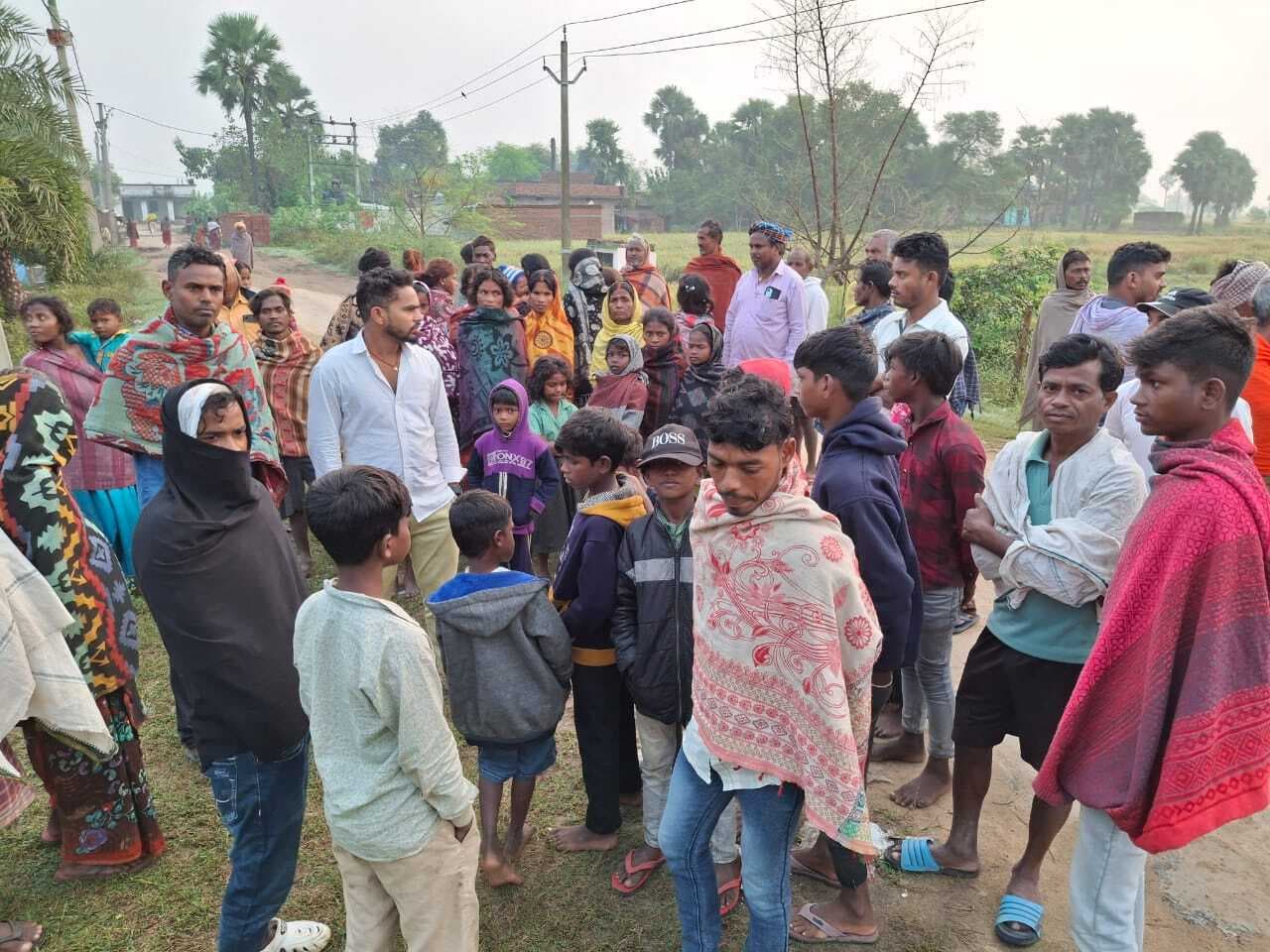 घर में चोरी के आरोप में धराया