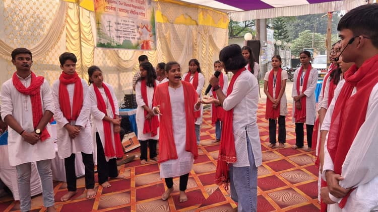Bokaro News : नुक्कड़ नाटक के माध्यम से किया भ्रष्टाचार पर वार