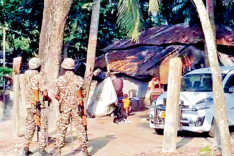 फर्जी पासपोर्ट के मामले में चाकदह व कोलकाता में छापे