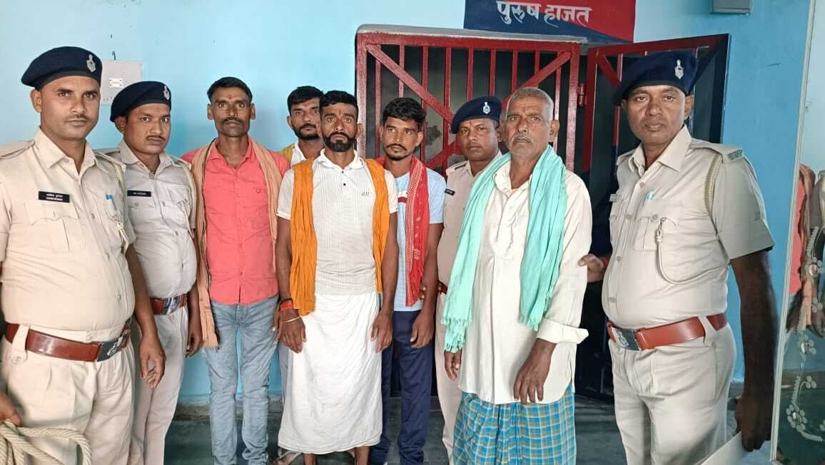 पुनाडीह से पांच एनबीडब्ल्यू वारंटी गिरफ्तार