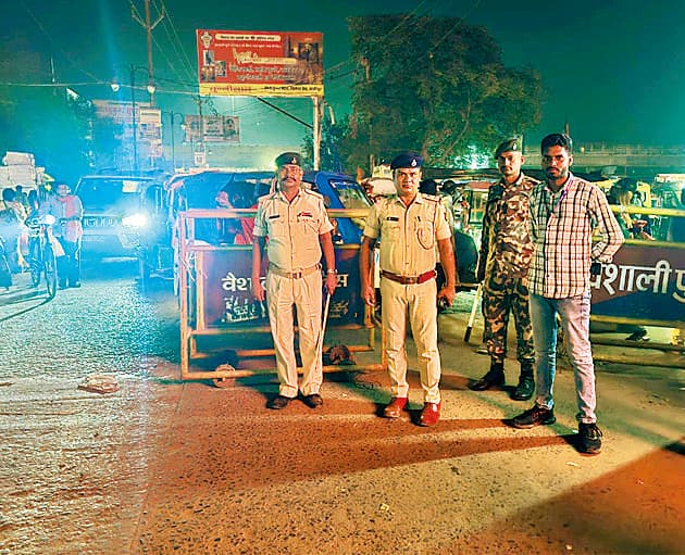 Hajipur News : गंगा स्नान : प्रशासन हुआ अलर्ट, चप्पे-चप्पे पुलिस की पैनी नजर