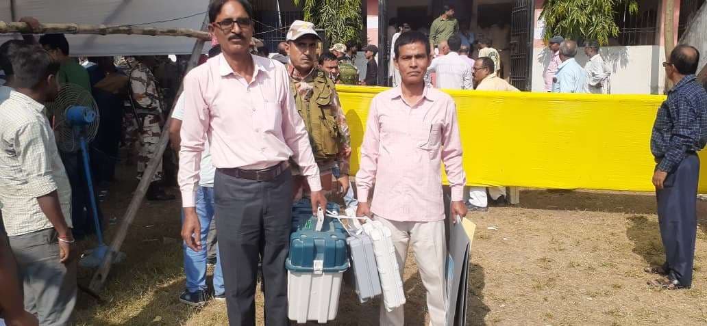 hajipur election news. राजापाकर में 42 अति संवेदनशील व 37 संवेदनशील केंंद्र