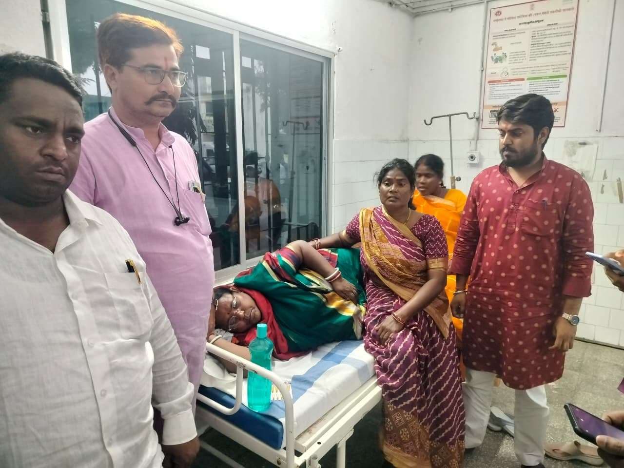 बाराचट्टी विधायक पर सुलेबट्टा में पत्थर से हमला, सीने में लगी चोट