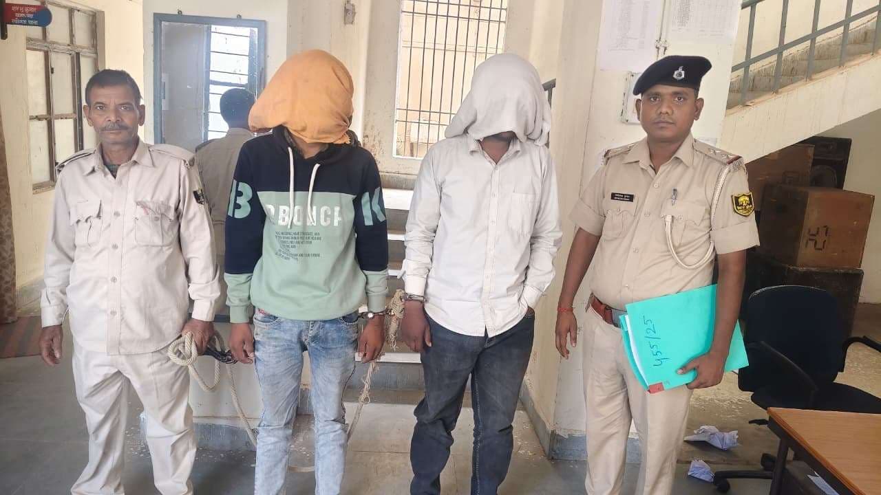 माइक्रो फाइनेंस कंपनी के एजेंट से लूटपाट में दो अपराधी धराये