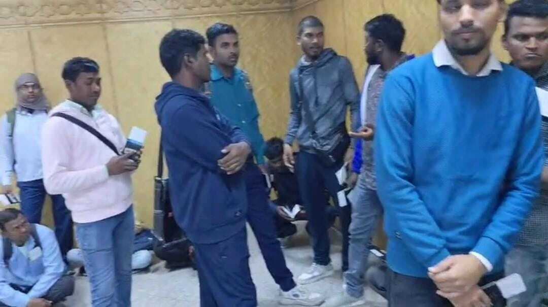 Giridih News :ट्यूनीशिया में फंसे 31 मजदूरों की हुई वतन वापसी