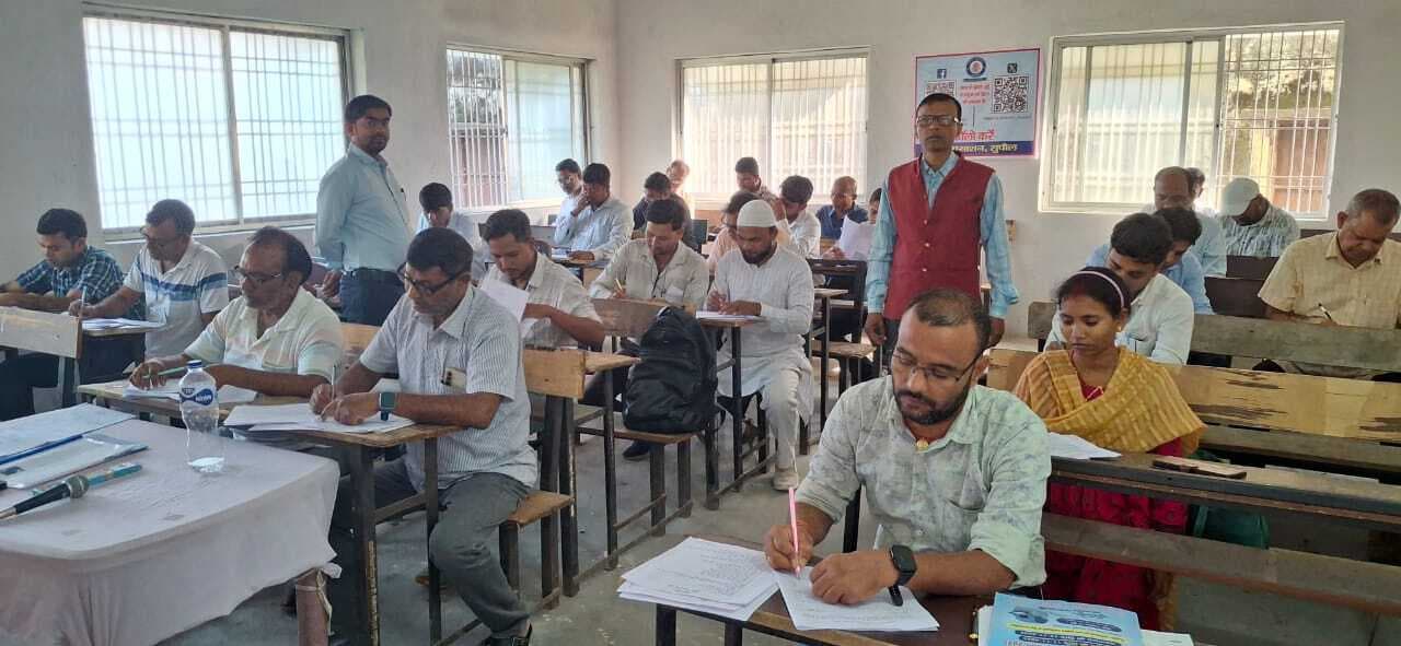 विधानसभा चुनाव 2025 को लेकर मतदान कर्मियों का प्रशिक्षण जारी